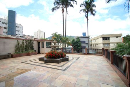 Apartamento à venda com 120m², 4 quartos e 2 vagasÁrea comum - Patio