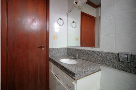 Apartamento à venda com 120m², 4 quartos e 2 vagasBanheiro