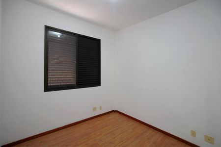 Apartamento à venda com 120m², 4 quartos e 2 vagasQuarto 4