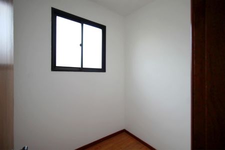 Apartamento à venda com 120m², 4 quartos e 2 vagasQuarto de Serviço