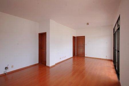 Apartamento à venda com 120m², 4 quartos e 2 vagasSala