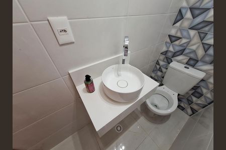 Apartamento à venda com 41m², 2 quartos e sem vaga Apartamento à venda com 41m², 2 quartos e sem vagaBanheiro