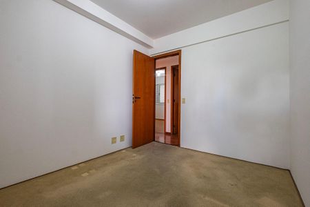Apartamento à venda com 124m², 4 quartos e 3 vagasQuarto 3