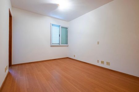 Apartamento à venda com 124m², 4 quartos e 3 vagasSuíte
