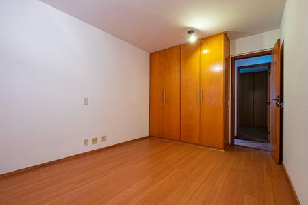 Apartamento à venda com 124m², 4 quartos e 3 vagasSuíte