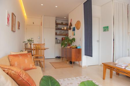 Apartamento à venda com 35m², 1 quarto e 1 vaga Apartamento à venda com 35m², 1 quarto e 1 vagaSala