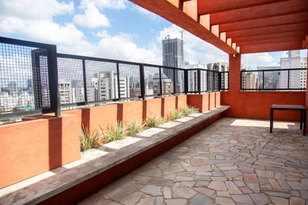 Apartamento à venda com 35m², 1 quarto e 1 vaga Apartamento à venda com 35m², 1 quarto e 1 vagaÁrea comum - Salão de festas