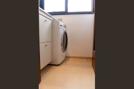 Apartamento à venda com 35m², 1 quarto e 1 vaga Apartamento à venda com 35m², 1 quarto e 1 vagaÁrea de Serviço