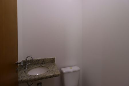 Casa para alugar com 42m², 1 quarto e 1 vagaLavabo