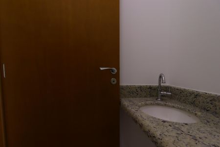 Casa para alugar com 42m², 1 quarto e 1 vagaLavabo