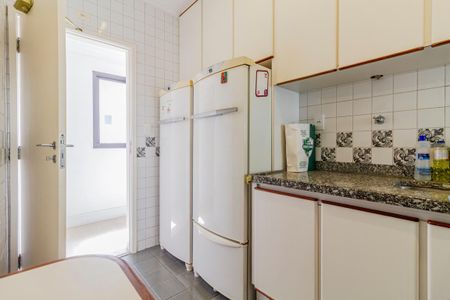 Apartamento para alugar com 100m², 2 quartos e 2 vagasCozinha