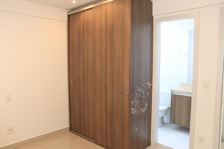 Apartamento para alugar com 140m², 3 quartos e 2 vagasSuíte 2