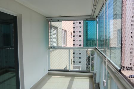 Apartamento para alugar com 140m², 3 quartos e 2 vagasVaranda