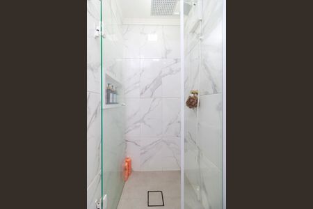 Apartamento à venda com 41m², 2 quartos e 1 vaga Apartamento à venda com 41m², 2 quartos e 1 vagaBanheiro