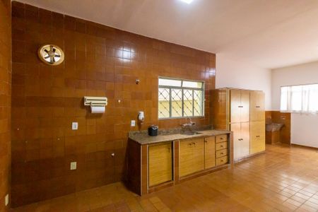 Casa à venda com 174m², 3 quartos e 3 vagas Casa à venda com 174m², 3 quartos e 3 vagasCozinha