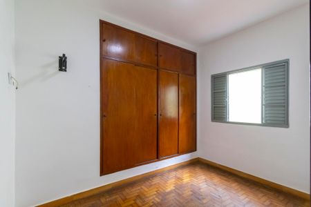Casa à venda com 174m², 3 quartos e 3 vagas Casa à venda com 174m², 3 quartos e 3 vagasQuarto 1