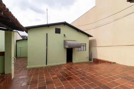 Casa à venda com 174m², 3 quartos e 3 vagas Casa à venda com 174m², 3 quartos e 3 vagasQuintal