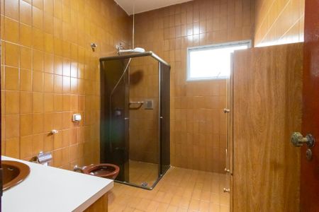 Casa à venda com 174m², 3 quartos e 3 vagas Casa à venda com 174m², 3 quartos e 3 vagasBanheiro