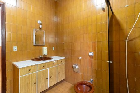 Casa à venda com 174m², 3 quartos e 3 vagas Casa à venda com 174m², 3 quartos e 3 vagasBanheiro