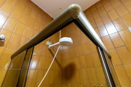 Casa à venda com 174m², 3 quartos e 3 vagas Casa à venda com 174m², 3 quartos e 3 vagasBanheiro