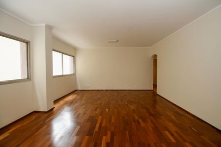 Apartamento para alugar com 224m², 3 quartos e 2 vagasSala de Estar