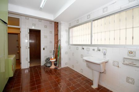 Apartamento para alugar com 224m², 3 quartos e 2 vagasÁrea de Serviço