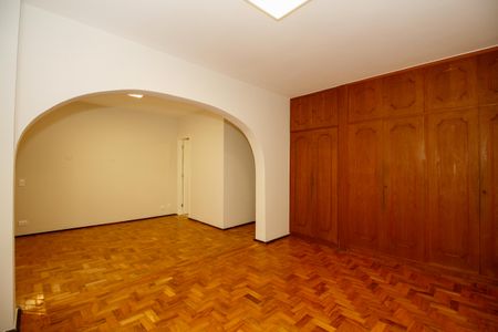 Apartamento para alugar com 224m², 3 quartos e 2 vagasSuíte 1