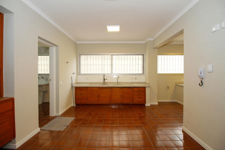 Apartamento para alugar com 224m², 3 quartos e 2 vagasCozinha