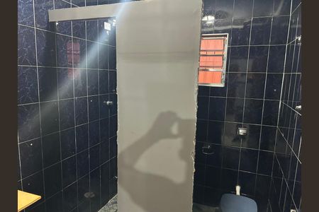 Casa para alugar com 160m², 2 quartos e 1 vaga Casa para alugar com 160m², 2 quartos e 1 vagaBanheiro