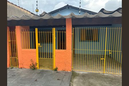 Casa para alugar com 160m², 2 quartos e 1 vaga Casa para alugar com 160m², 2 quartos e 1 vagaFachada