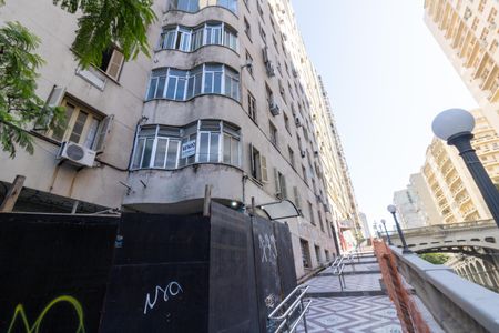 Apartamento para alugar com 61m², 2 quartos e sem vagaFachada
