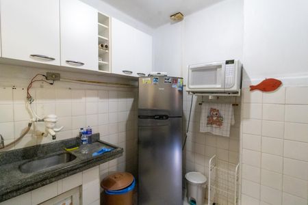 Apartamento para alugar com 61m², 2 quartos e sem vagaCozinha e Área de Serviço