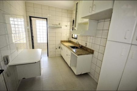 Apartamento à venda com 68m², 2 quartos e 2 vagas