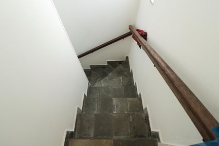 Casa à venda com 140m², 3 quartos e 3 vagasEscada