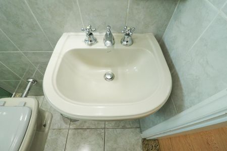 Casa à venda com 140m², 3 quartos e 3 vagasBanheiro Social