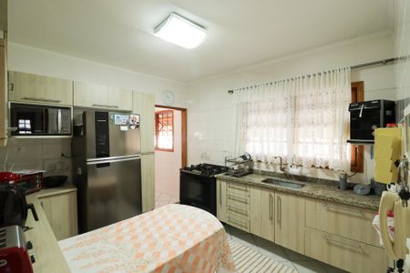 Casa à venda com 140m², 3 quartos e 3 vagasCozinha e Área de Serviço