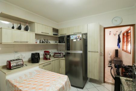 Casa à venda com 140m², 3 quartos e 3 vagasCozinha e Área de Serviço