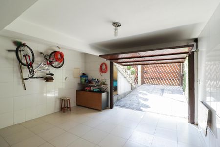 Casa à venda com 140m², 3 quartos e 3 vagasGaragem