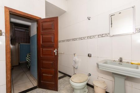 Casa à venda com 101m², 3 quartos e 2 vagas Casa à venda com 101m², 3 quartos e 2 vagasBanheiro Social