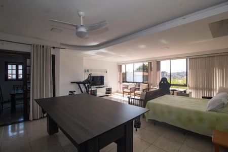 Casa à venda com 451m², 4 quartos e 4 vagasSuite 2