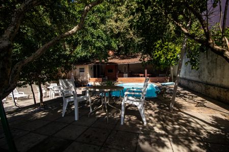 Casa à venda com 451m², 4 quartos e 4 vagasÁrea comum - Piscina