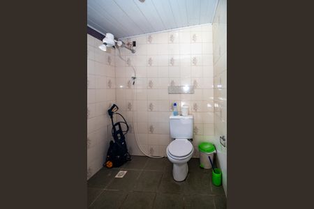 Casa à venda com 451m², 4 quartos e 4 vagasBanheiro de Serviço 2 