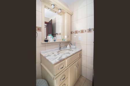 Casa à venda com 451m², 4 quartos e 4 vagasBanheiro da Suíte 2