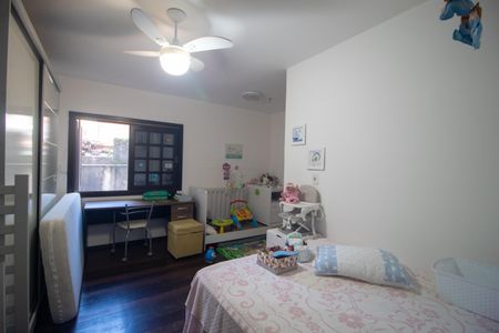 Casa à venda com 451m², 4 quartos e 4 vagasQuarto