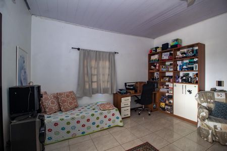 Casa à venda com 451m², 4 quartos e 4 vagasSuite 2