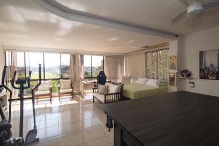 Casa à venda com 451m², 4 quartos e 4 vagasSuite 2