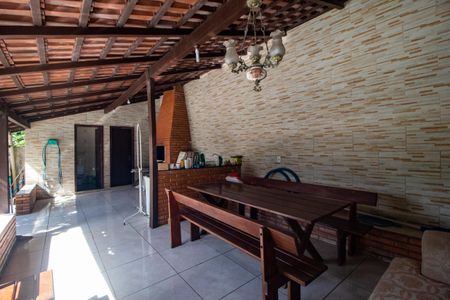 Casa à venda com 451m², 4 quartos e 4 vagasÁrea comum - Churrasqueira