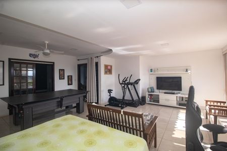 Casa à venda com 451m², 4 quartos e 4 vagasSuite 2