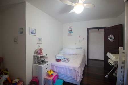 Casa à venda com 451m², 4 quartos e 4 vagasQuarto