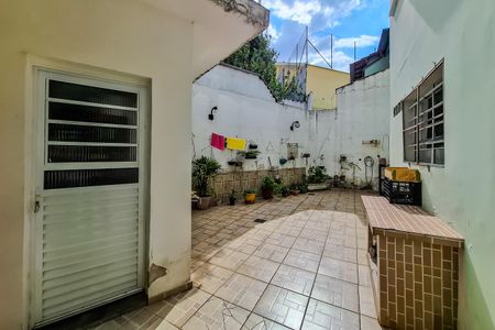 Casa à venda com 155m², 4 quartos e 1 vagaÁrea comum